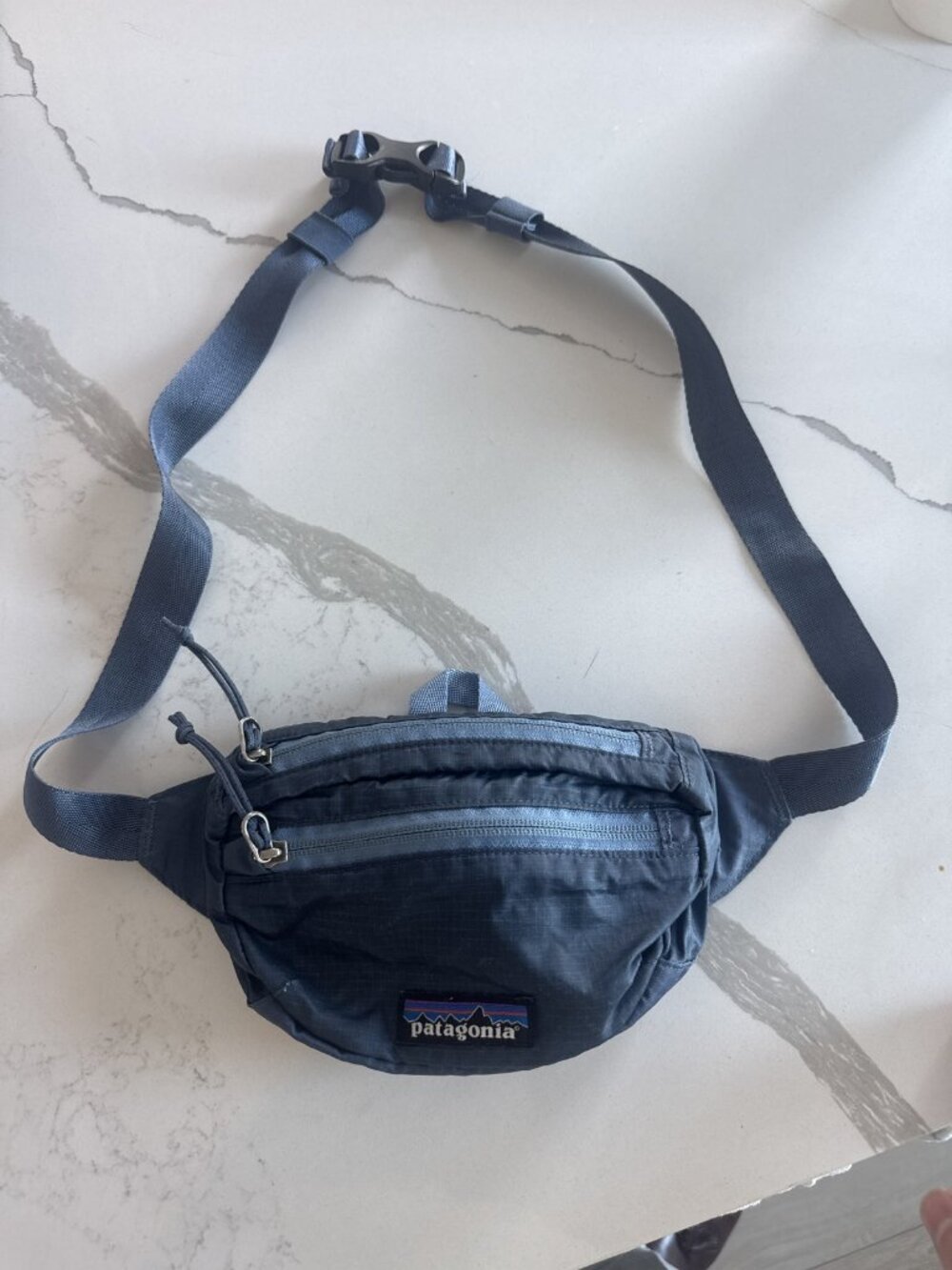 Patagonia Ultralight Black Hole Mini Hip Pack 1L Navy